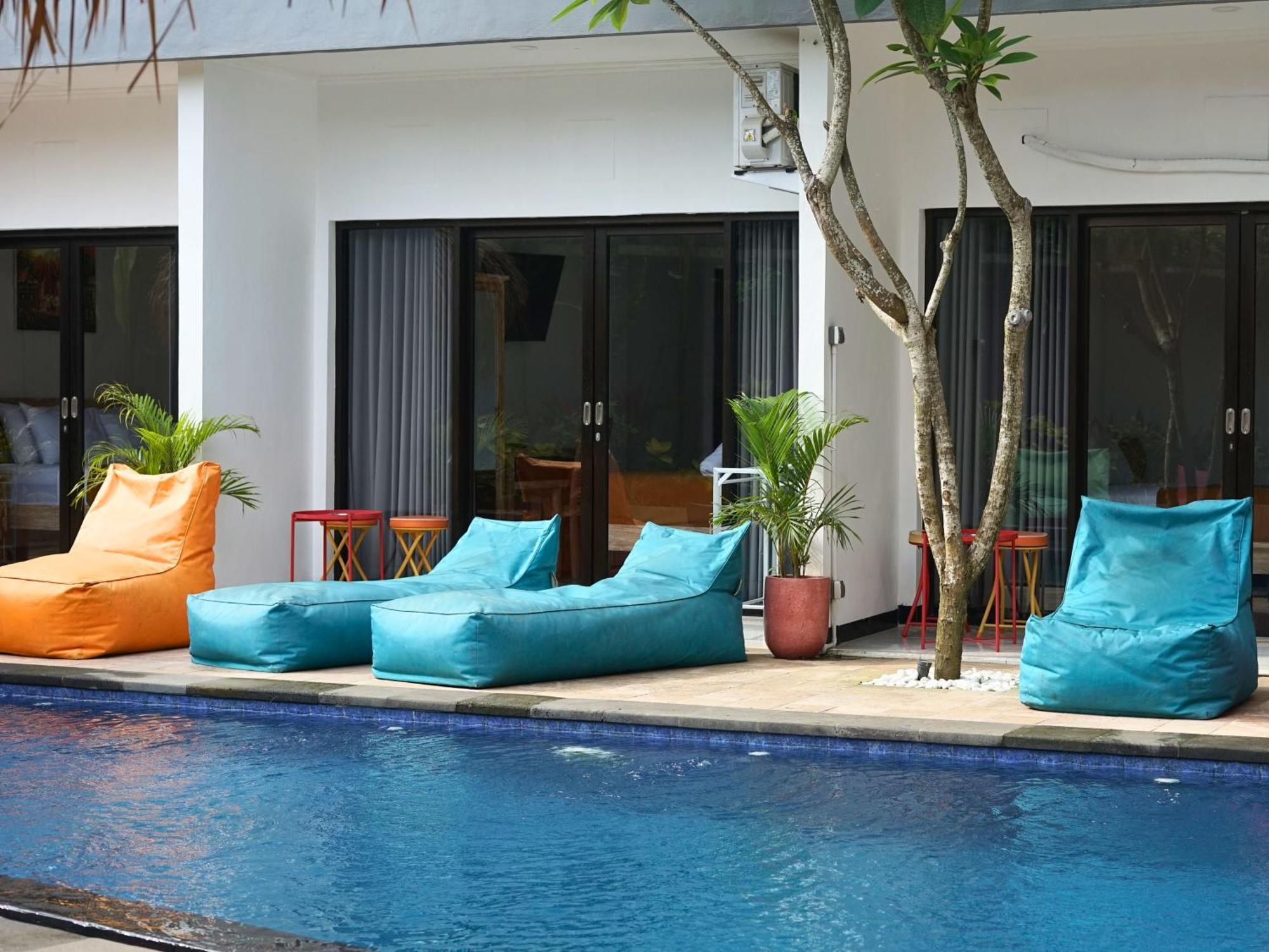 Summer Of Surf Hostel Uluwatu Ungasan Exterior foto