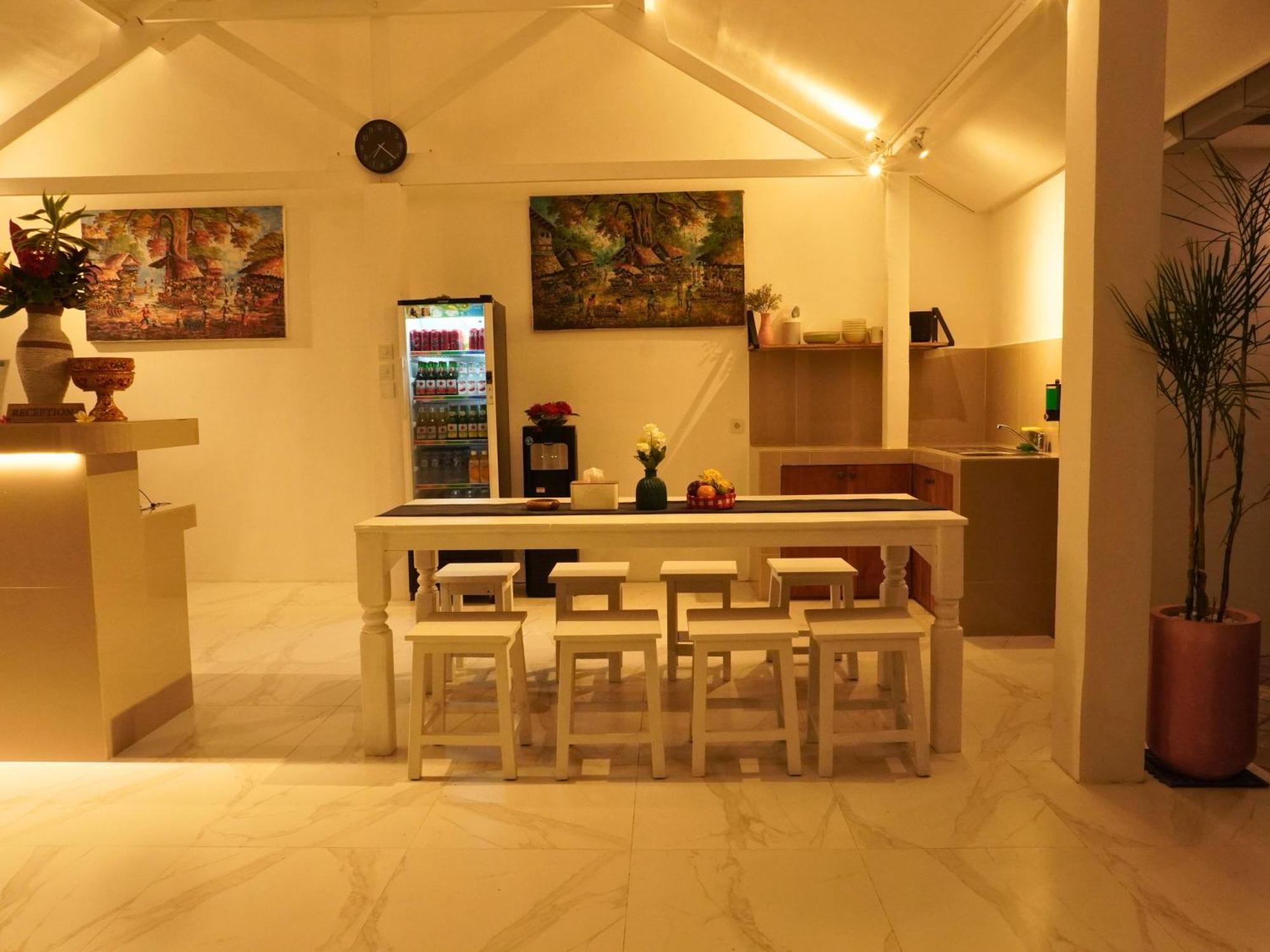 Summer Of Surf Hostel Uluwatu Ungasan Exterior foto